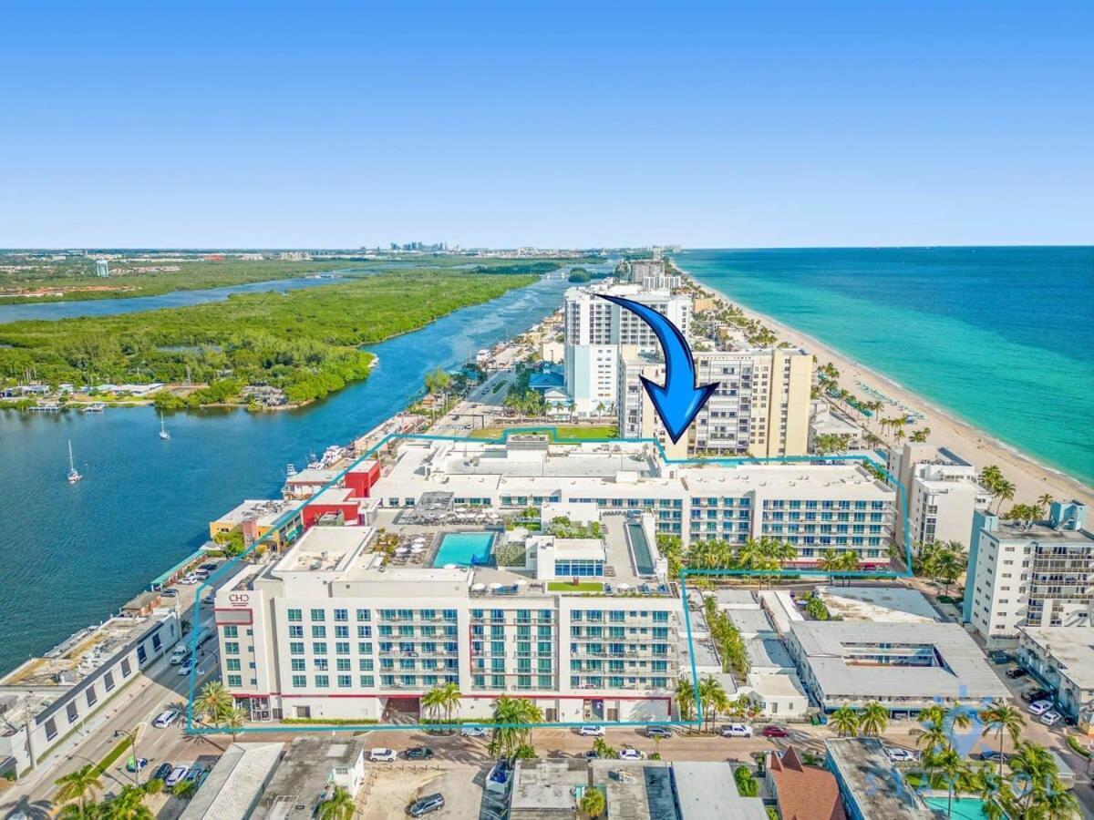 Beachfront Condo-Roofto Pool- 2 Bedrooms 2 Bedroom ! Hollywood Exterior photo