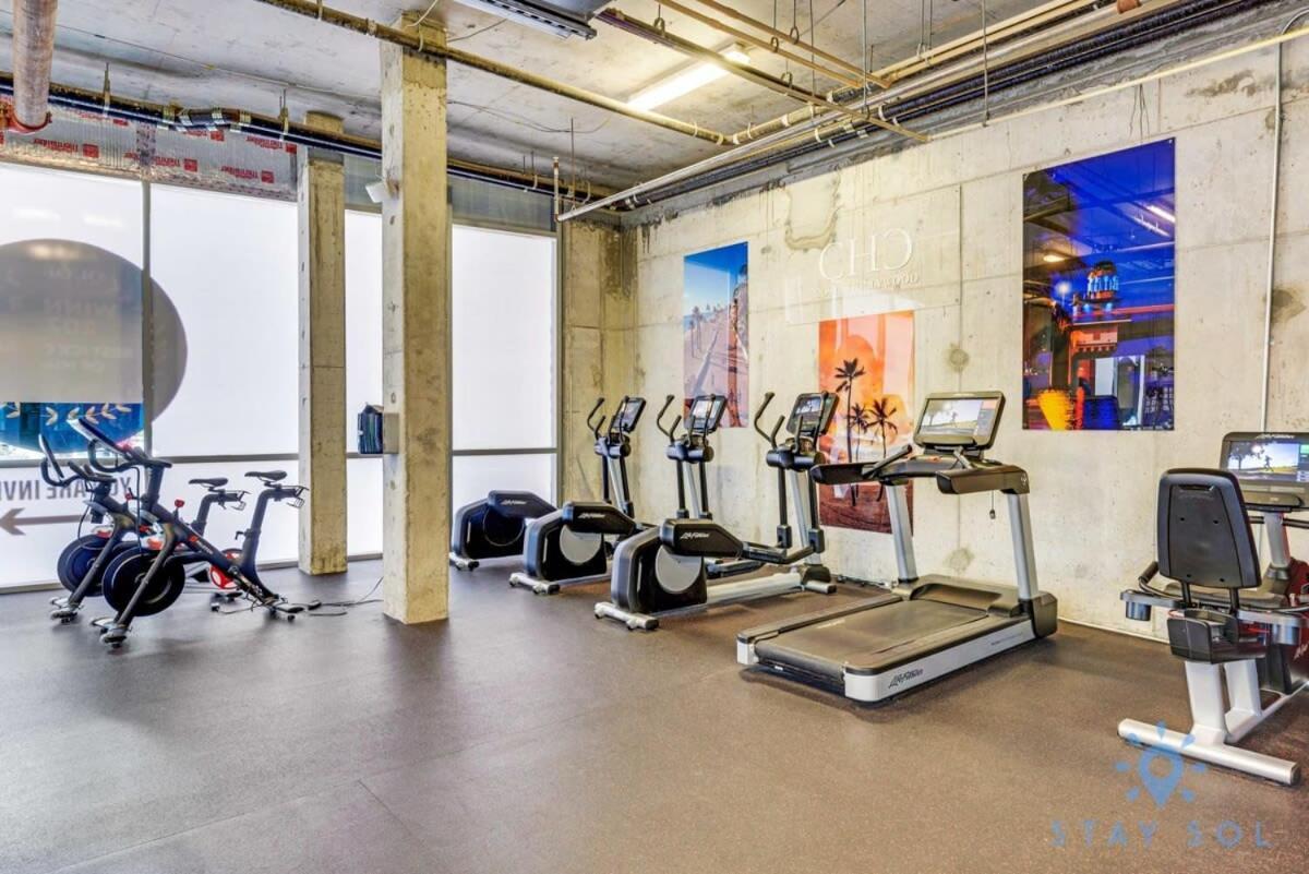 Beachfront Condo-Roofto Pool- 2 Bedrooms 2 Bedroom ! Hollywood Exterior photo