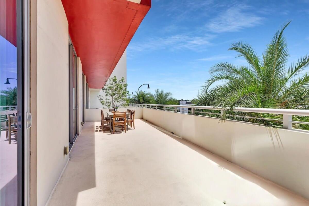 Beachfront Condo-Roofto Pool- 2 Bedrooms 2 Bedroom ! Hollywood Exterior photo