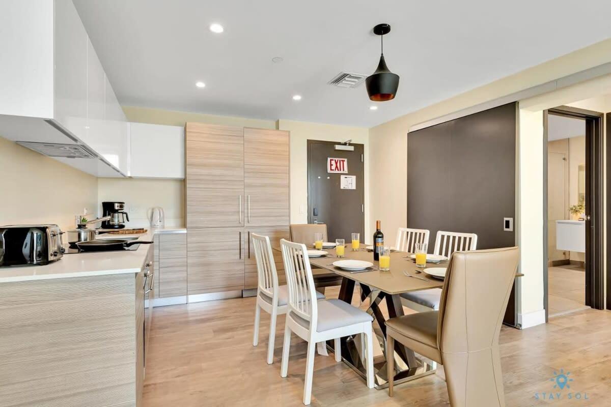 Beachfront Condo-Roofto Pool- 2 Bedrooms 2 Bedroom ! Hollywood Exterior photo